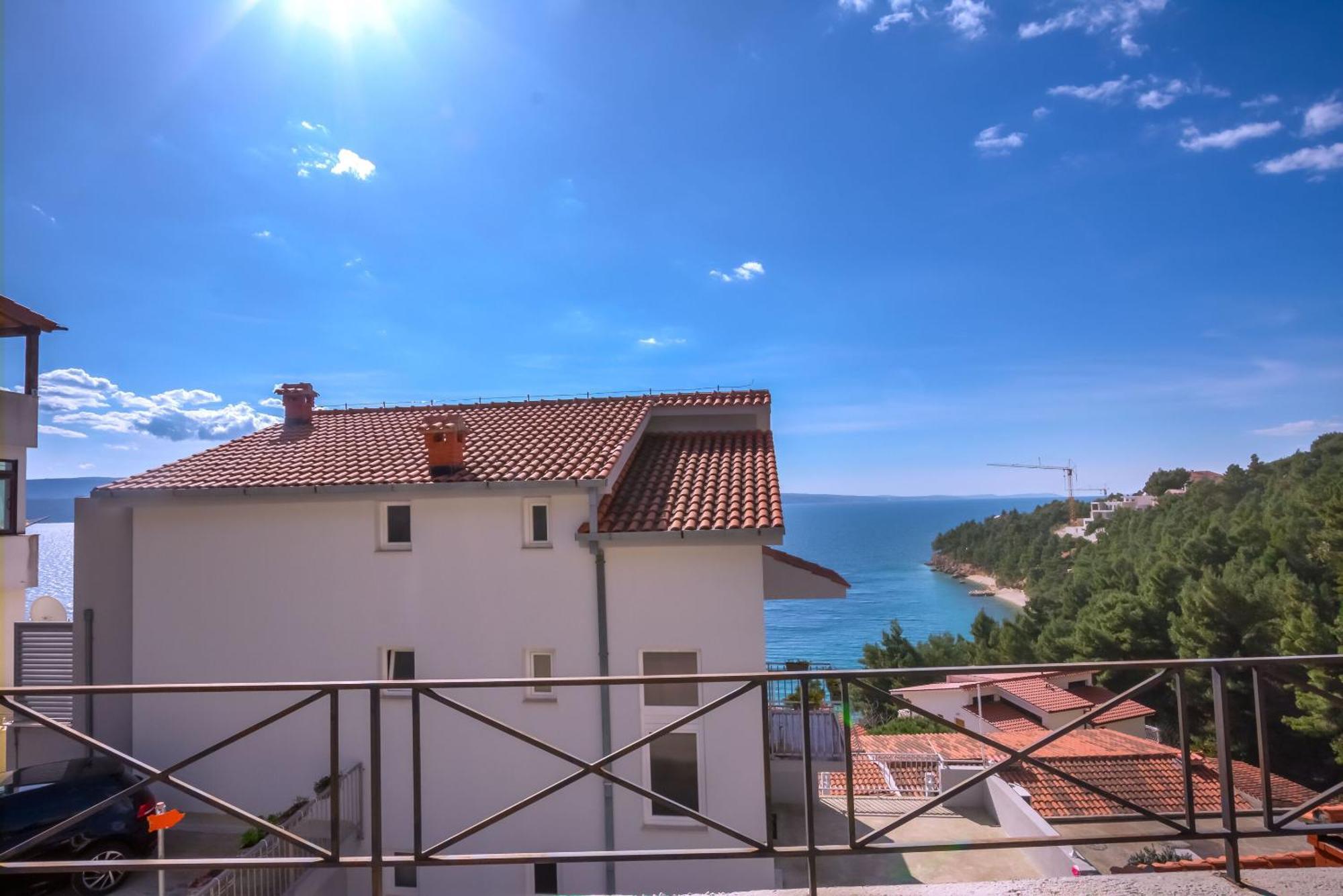 Apartments Sonata Omiš Eksteriør bilde