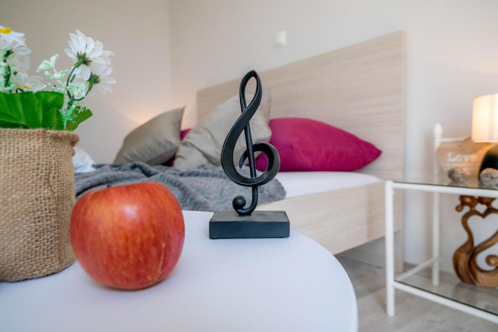 Apartments Sonata Omiš Eksteriør bilde