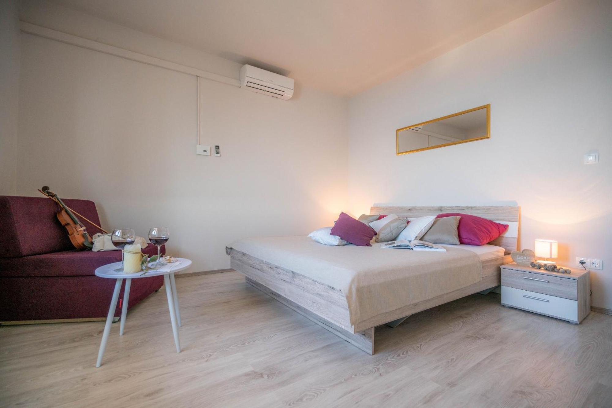 Apartments Sonata Omiš Eksteriør bilde