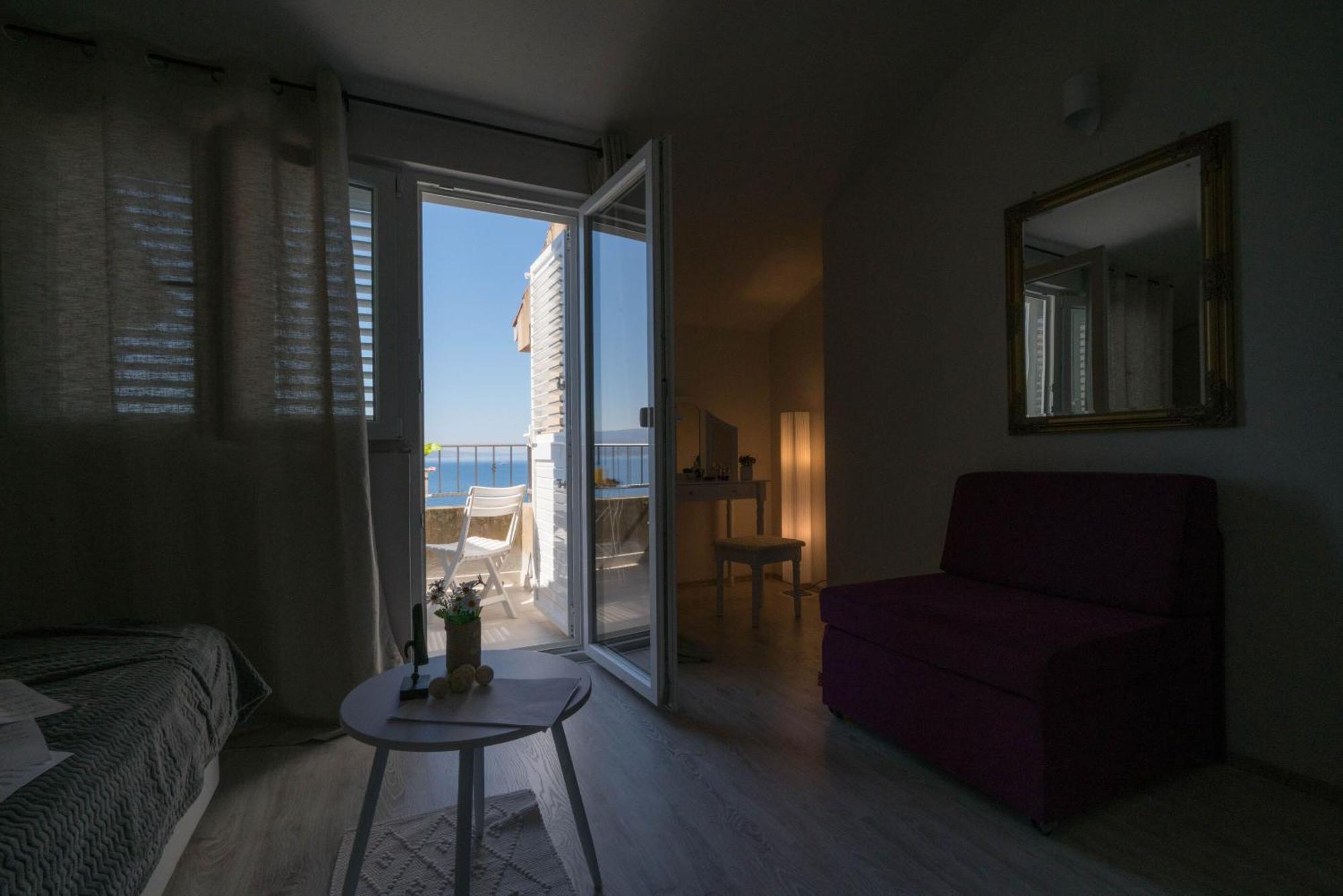 Apartments Sonata Omiš Eksteriør bilde