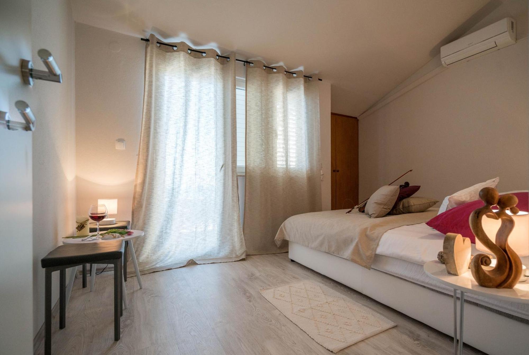 Apartments Sonata Omiš Eksteriør bilde