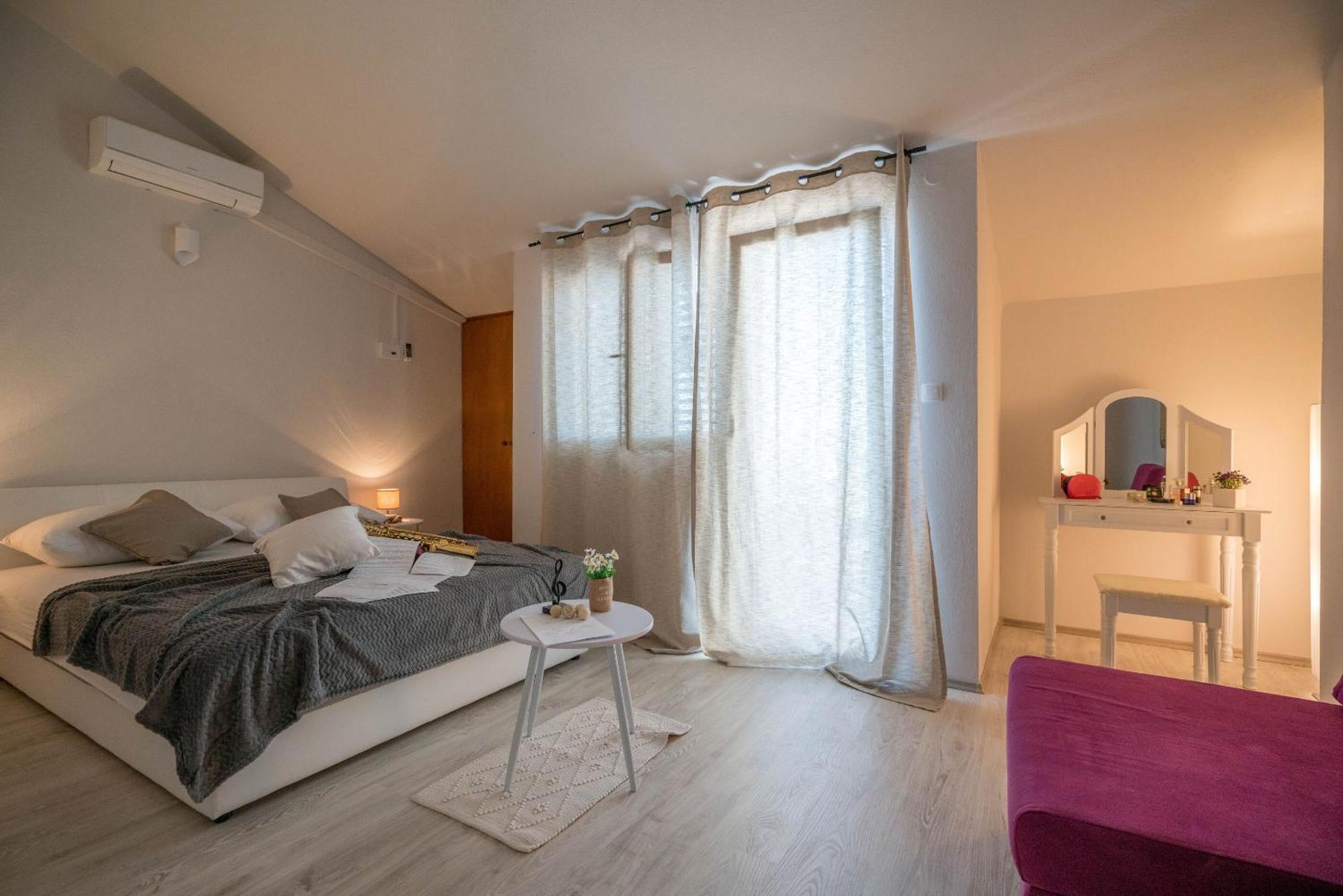 Apartments Sonata Omiš Eksteriør bilde